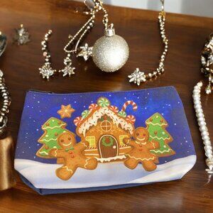 NEW Multi-Use Holiday Pouch -- Organizer, Screen Print Gingerbread Men, Zippered